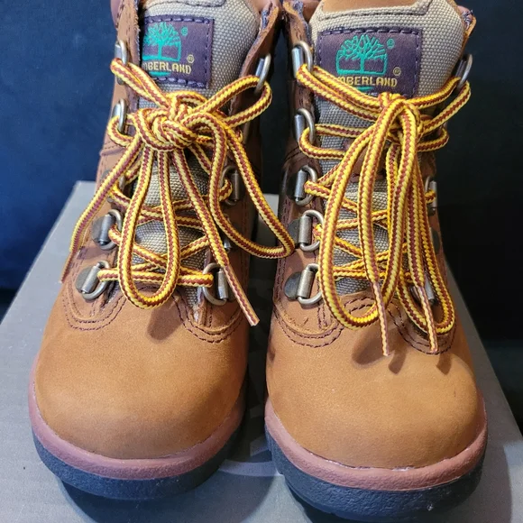 Timberland boots 9.5 Brown - Picture 3 of 4